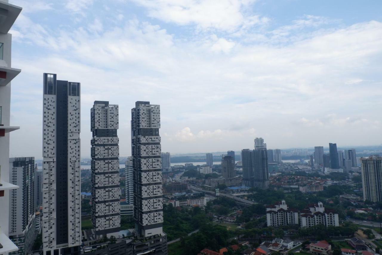 The Pinnacle Tower Johor Bahru Exterior foto