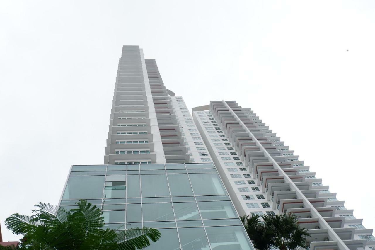 The Pinnacle Tower Johor Bahru Exterior foto